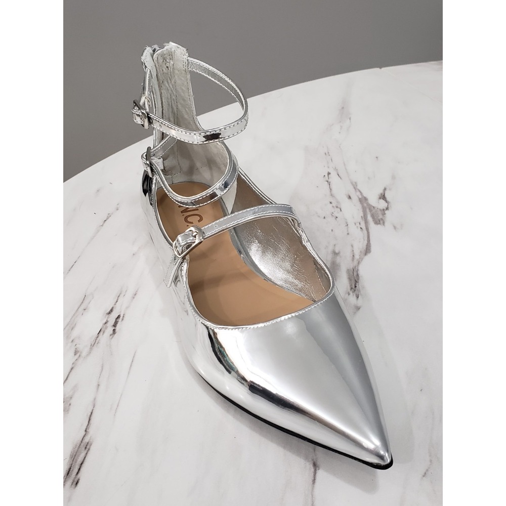 NEW INC International Concepts Women Valan SILVER Flats strappy‎ Pointed Toe - Picture 2 of 7